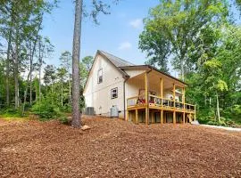Guest House at The Starling Bear Den