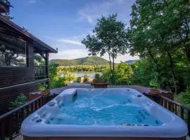 Riverside Forest Apartment & Spa