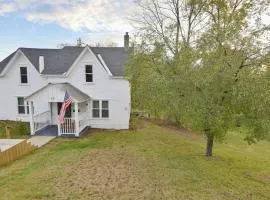 Cute, Renovated Home on River, Walk to Downtown