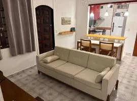 2 Suítes c Ar condicionado e Hidromassagem