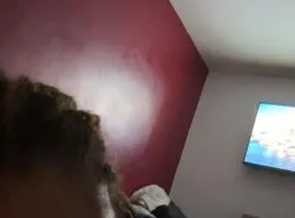 Une chambre dans une maison