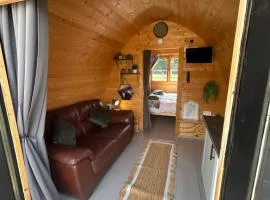 Dolafon Luxury Glamping Pod 7 With Hot Tub