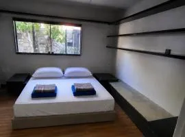 Quarto Privativo Próximo ao Relógio das Flores