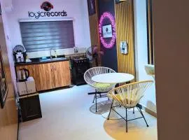 Luxury 1Bed And Parlor Central GRA Ikeja, Near to Raddisson, Marriot