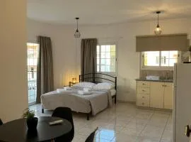 CENTRAL 10 apartments - by NOMA STAYS Cyprus