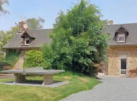 Pet Friendly Home In La Chapelle-Uree With Wifi