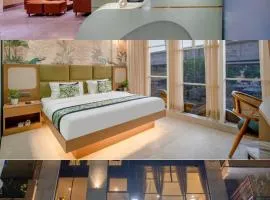 Hotel IKOY A Luxury Boutique Near Ashok Vihar & Model Town