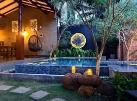 Moonrise villa