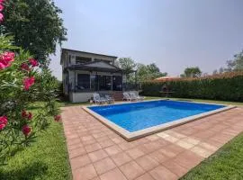 Villa Kristina with Pool - Happy Rentals