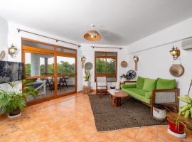 Hewani a bright & airy 1 BR apartment with an ocean view & pool, hotelli kohteessa Kilifi