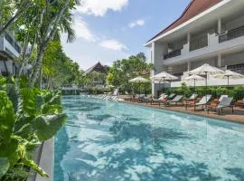 Kahavadi Chiang Rai, Curio Collection by Hilton