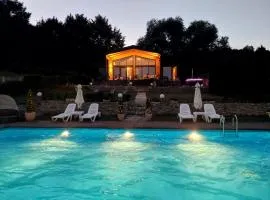 Balada dintre dealuri - Casa Soarelui si Casa Lunii