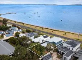 Pukeko Beach House