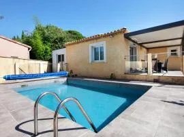 Maison Avec Piscine À Anduze Calme