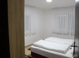 Apartmani Natura SH