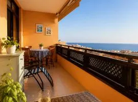 Casa HUGO - ocean view, quiet pool, fibre net, los Gigantes