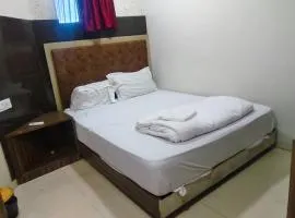 Hotel New Blue Sapphire Residency