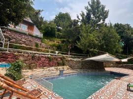 무크테슈와르에 위치한 호텔 The Rare One's Mukteshwar - Resort & Cafe