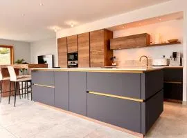 Maison Familiale 10 pers - 4 suites avec salle de bain privative