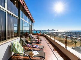 Living Las Canteras Homes - PENTHOUSE FREE PARKING, hotel en Las Palmas de Gran Canaria