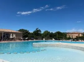 Maison T3, avec terrasse et piscine