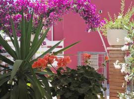 Bouganvillea – hotel w mieście Senigallia