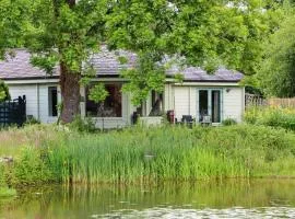 Bulrush Cabin