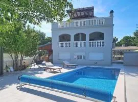 Apartment Valentina-1 by Interhome