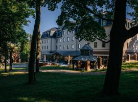 Hotel Nazaret Piekary Śląskie: Piekary Śląskie şehrinde bir otel