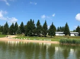 Ryn Lake Resort 2