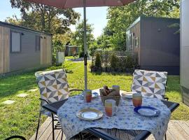 Holiday Home Tiny Haus Conny by Interhome, hotel v destinácii Wemding