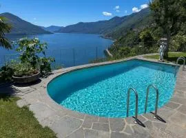 Villa Paradiso by HolAp SA