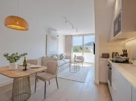Peace of Mountain - Cozy 2 Bedroom family apartment with Mountain View