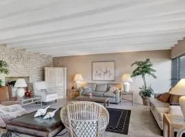 One Bedroom Condo with Waterfront Balcony and Coastal Breezes
