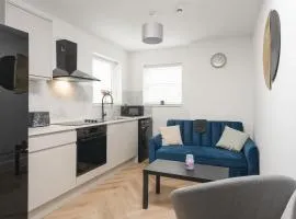 Prescot Road, 10 minutes drive to city centre