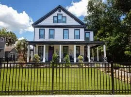 The Legacy House 6BR Springfield Family Home