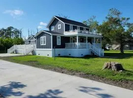 4BR Historic Home Private Dock Fishing
