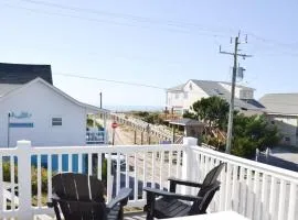 Oceanfront Townhouse steps to the Beach