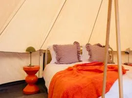 Hoeve de Binnenplaets - Glamping tent met HOTTUB
