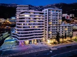 Azure Coast Deluxe Residence - Budva Seafront Living Suites