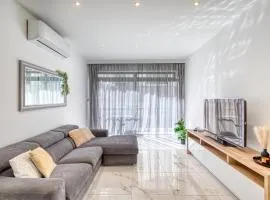 Spinola 2BR Retreat, close to sea, restaurants & cafés