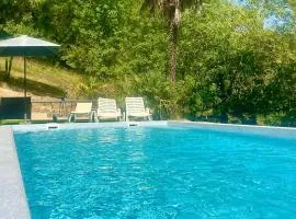 Gîte 8 personnes dans un écrin de verdure avec vue