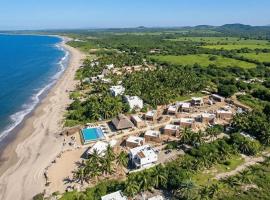 Hotel Calma Celesti, khách sạn ở Perihuete