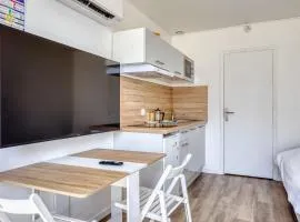 Studio 1 Wi-Fi and parking included