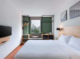 Ibis Bangkok Sukhumvit 4، فندق في بانكوك