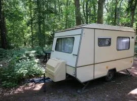 KULT DDR Wohnwagen am Ostseestrand