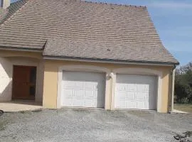 Location 2 chambres 1 grande mezzanine 1 salle de bain pour 4 personnes