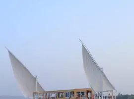 Dahabiya Nile Holiday Cruise