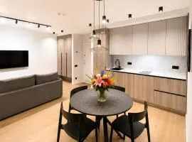 DELUXE Old Town Apartment