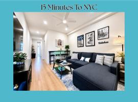 Hoboken Getaway - 15 Minutes To NYC - Great Location - Sleeps 6 comfortably – hotel w mieście Hoboken